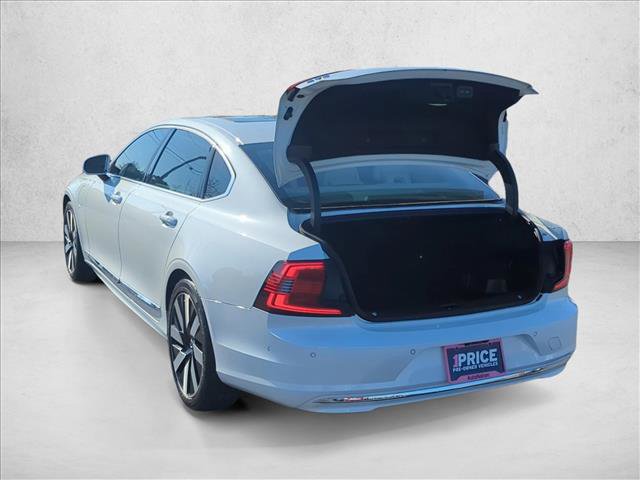 Used 2024 Volvo S90 T8 Ultimate w/ Lounge Package image 8