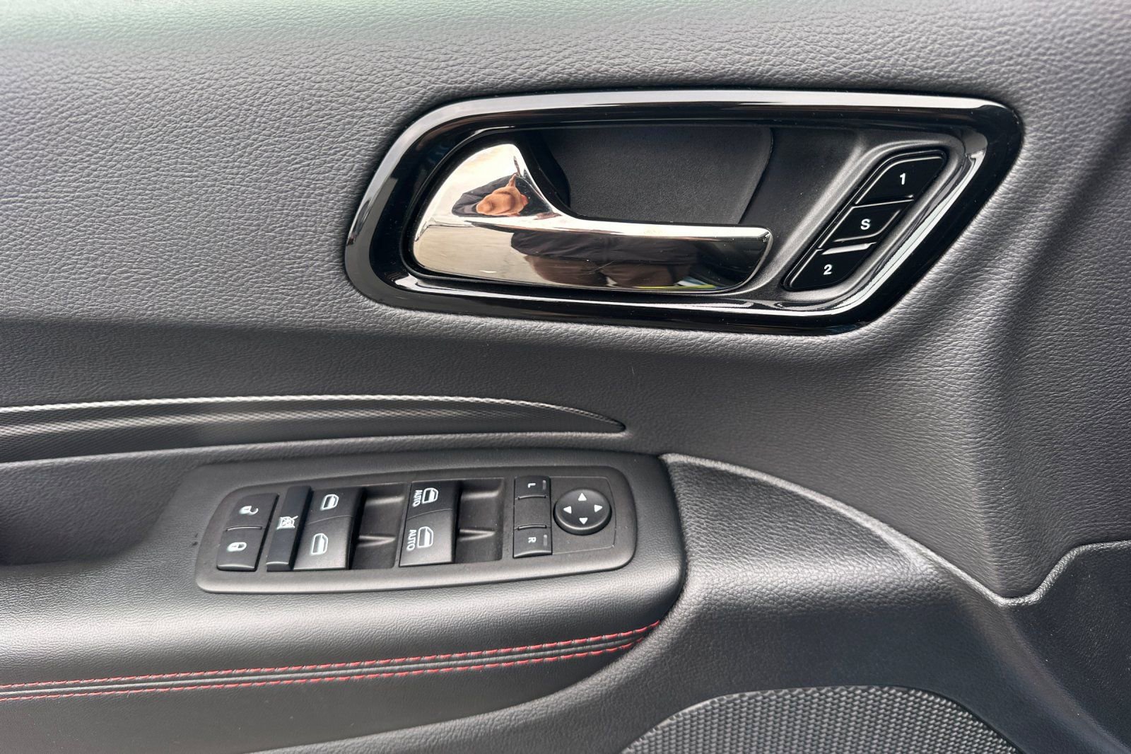 Used 2025 Dodge Durango GT image 13