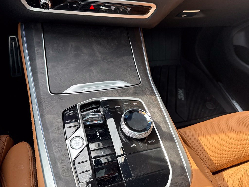 Used 2025 BMW X5 M60i AWD/4WD image 19