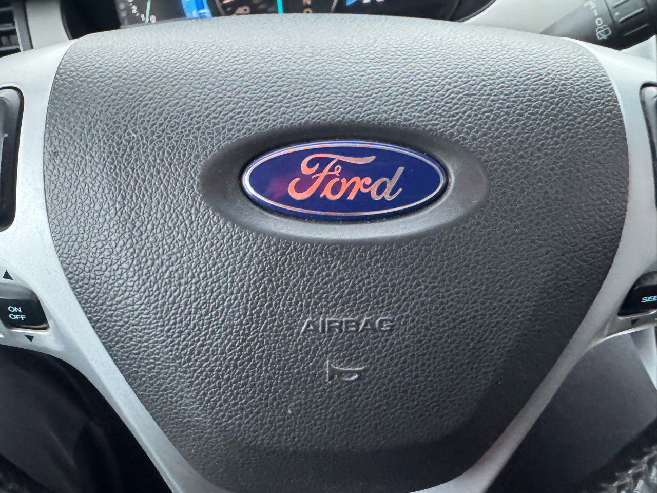 Used 2013 Ford Edge SEL image 19