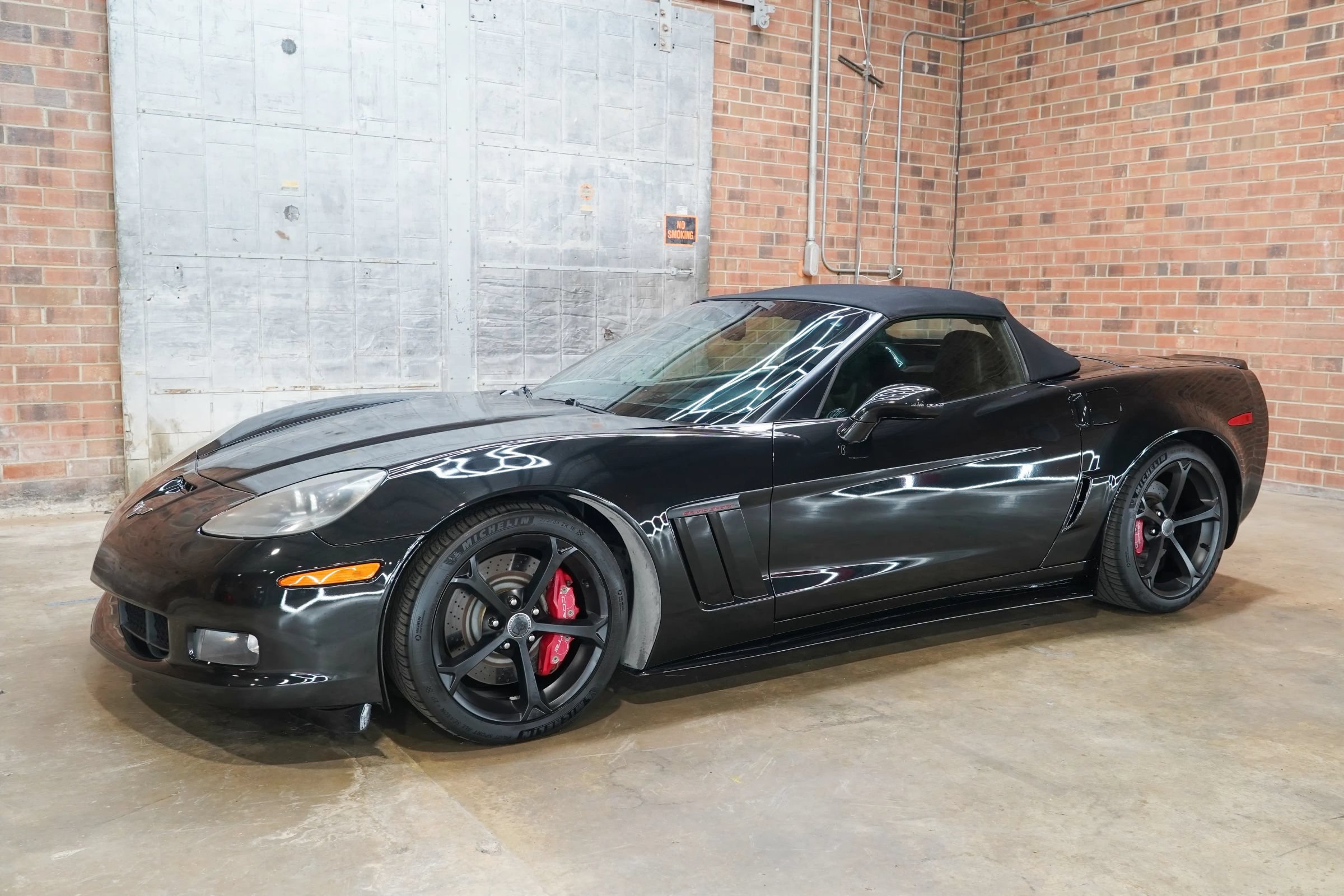 Used 2012 Chevrolet Corvette Grand Sport w/ 3LT Preferred Equipment Group RWD image 8
