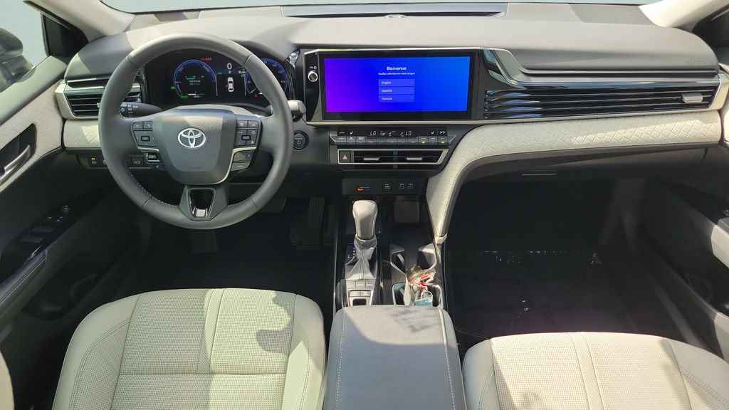 Used 2026 Toyota Camry XLE FWD image 11