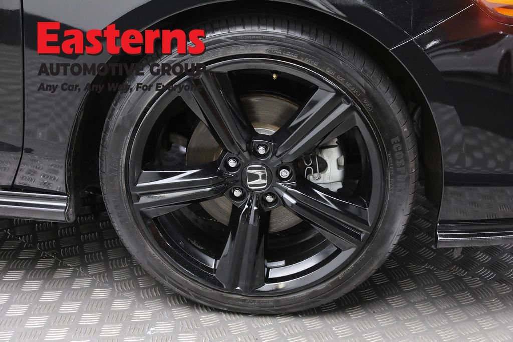 Used 2025 Honda Accord Sport image 30