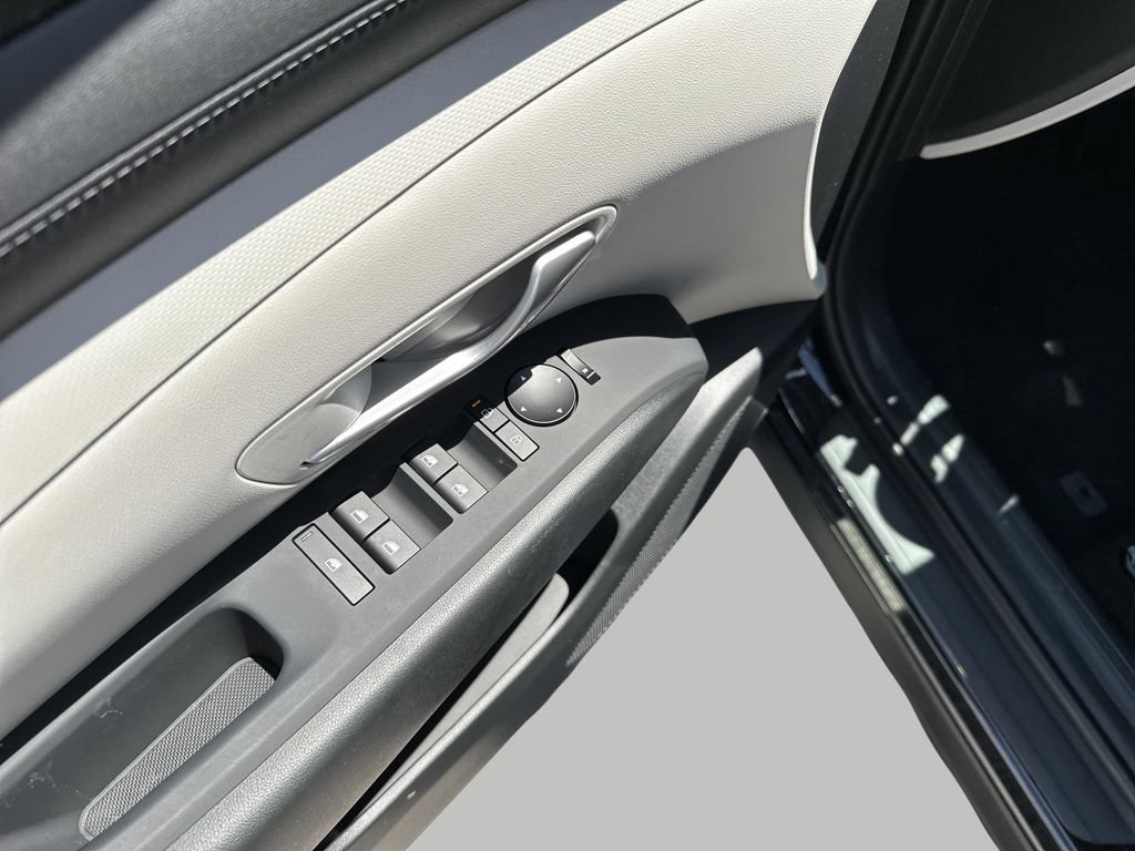 New 2026 Hyundai Tucson SEL FWD image 15