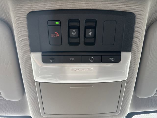 Used 2022 Nissan Rogue SL w/ SL Premium Package image 27