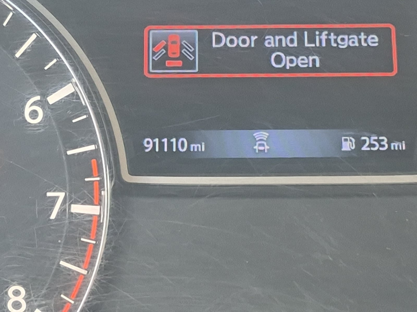 Used 2020 Nissan Pathfinder S FWD image 27
