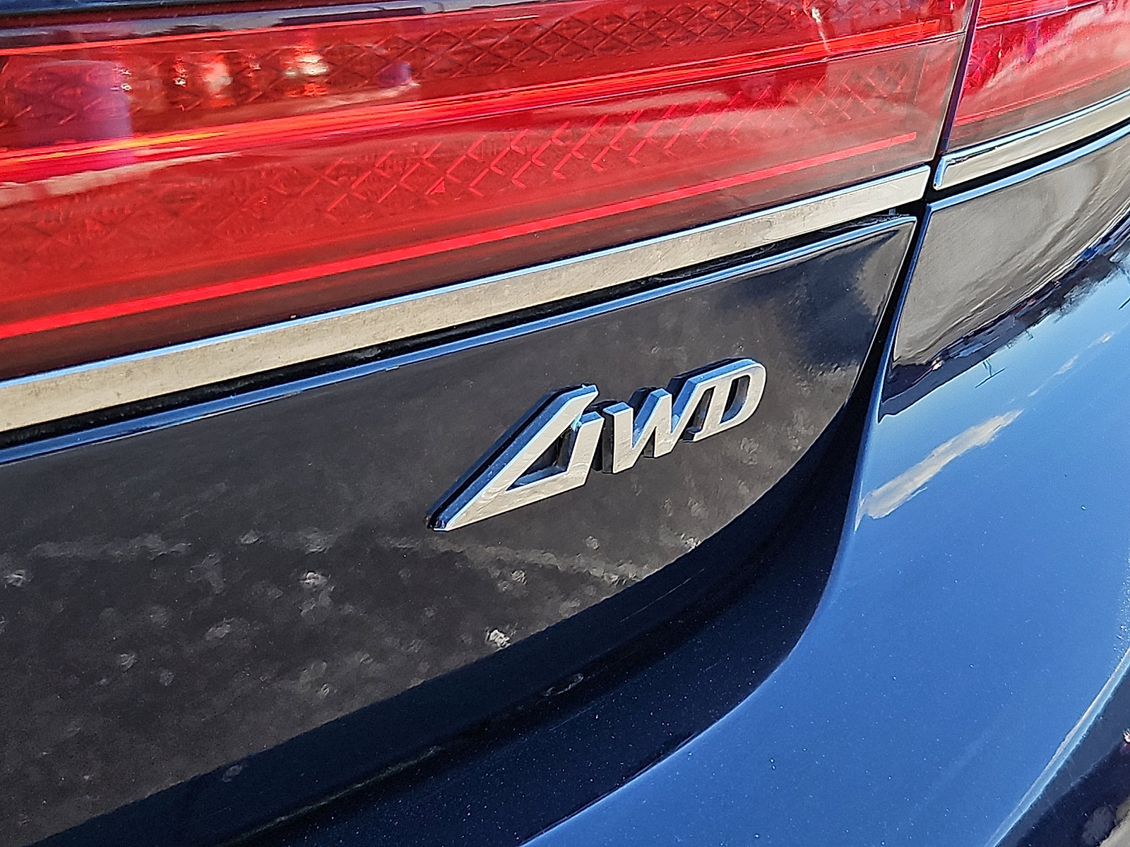 Used 2021 Genesis G90 3.3T Premium image 32