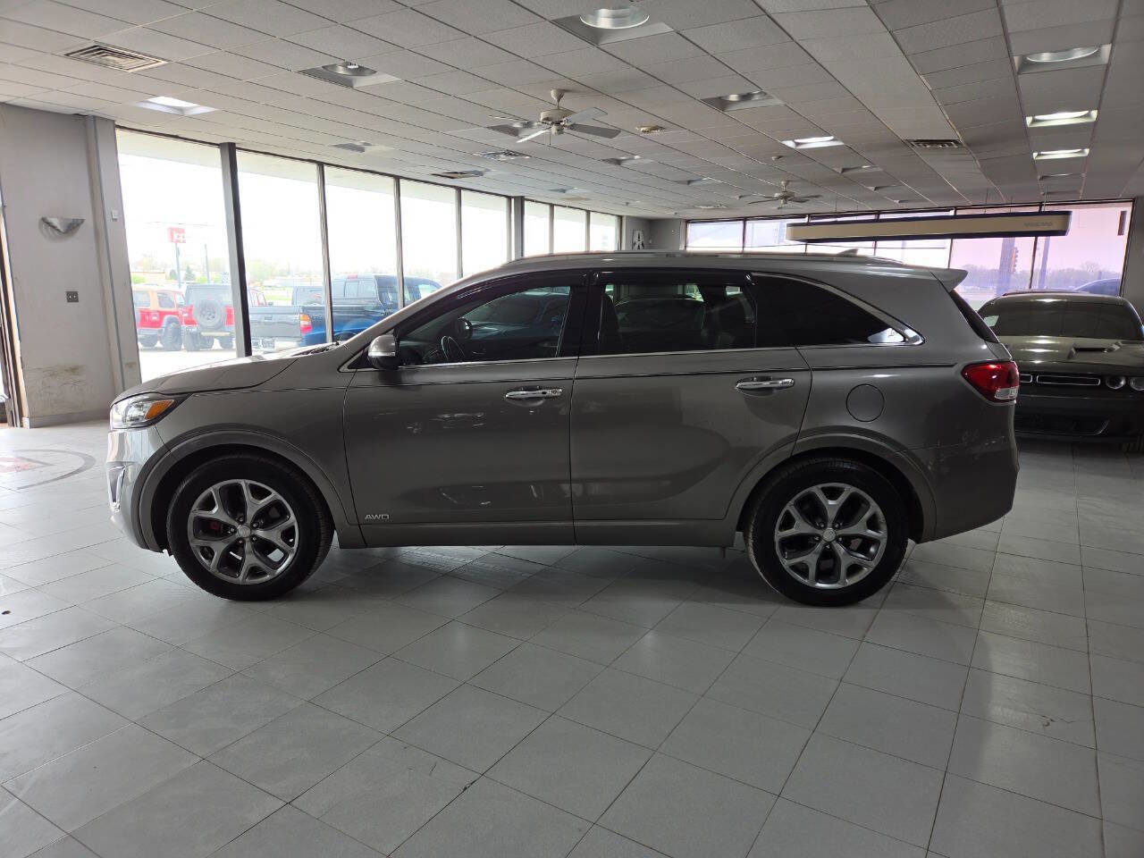 Used 2016 Kia Sorento SX AWD/4WD image 3