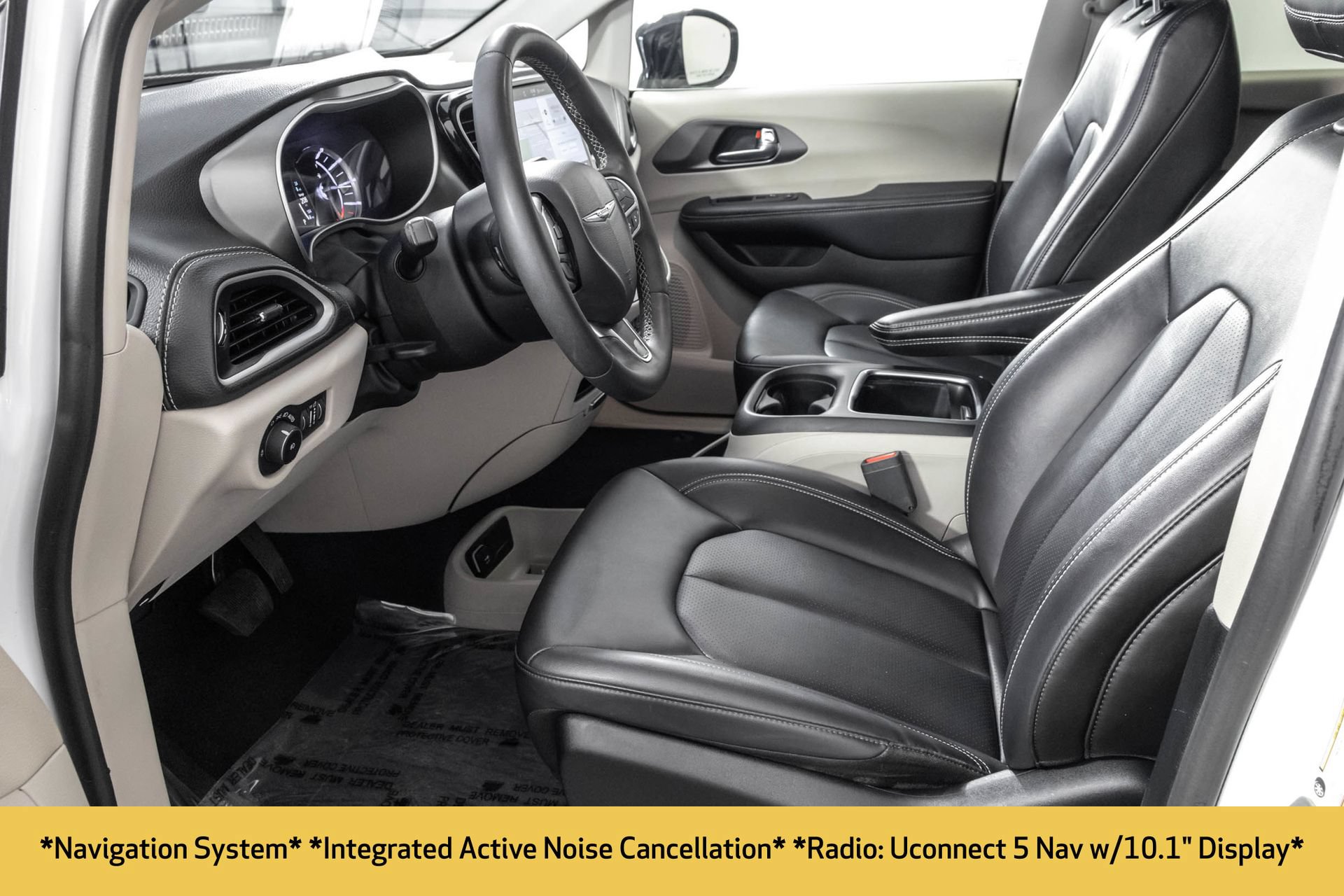 Used 2024 Chrysler Pacifica Limited FWD image 7