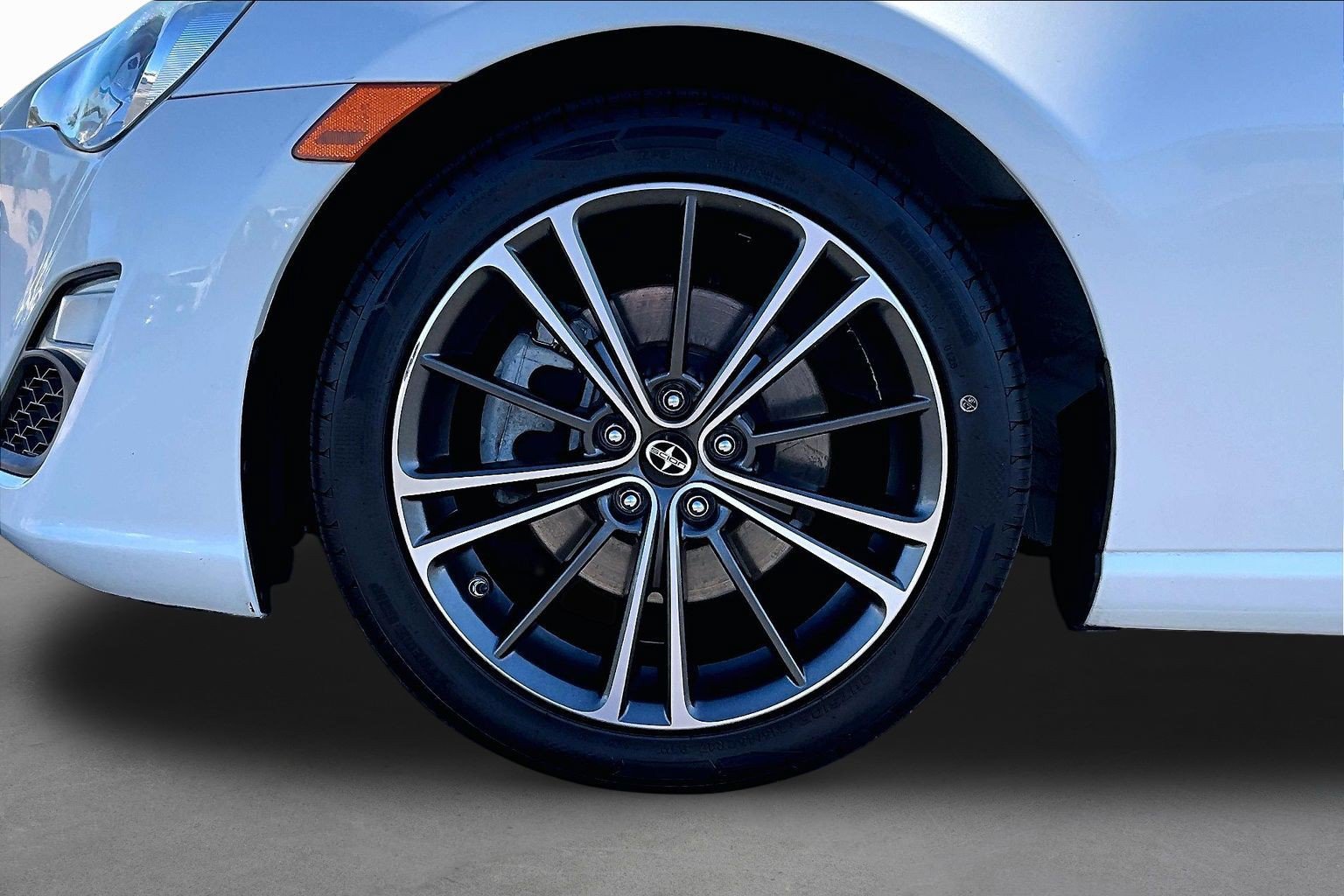 Used 2015 Scion FR-S RWD image 8