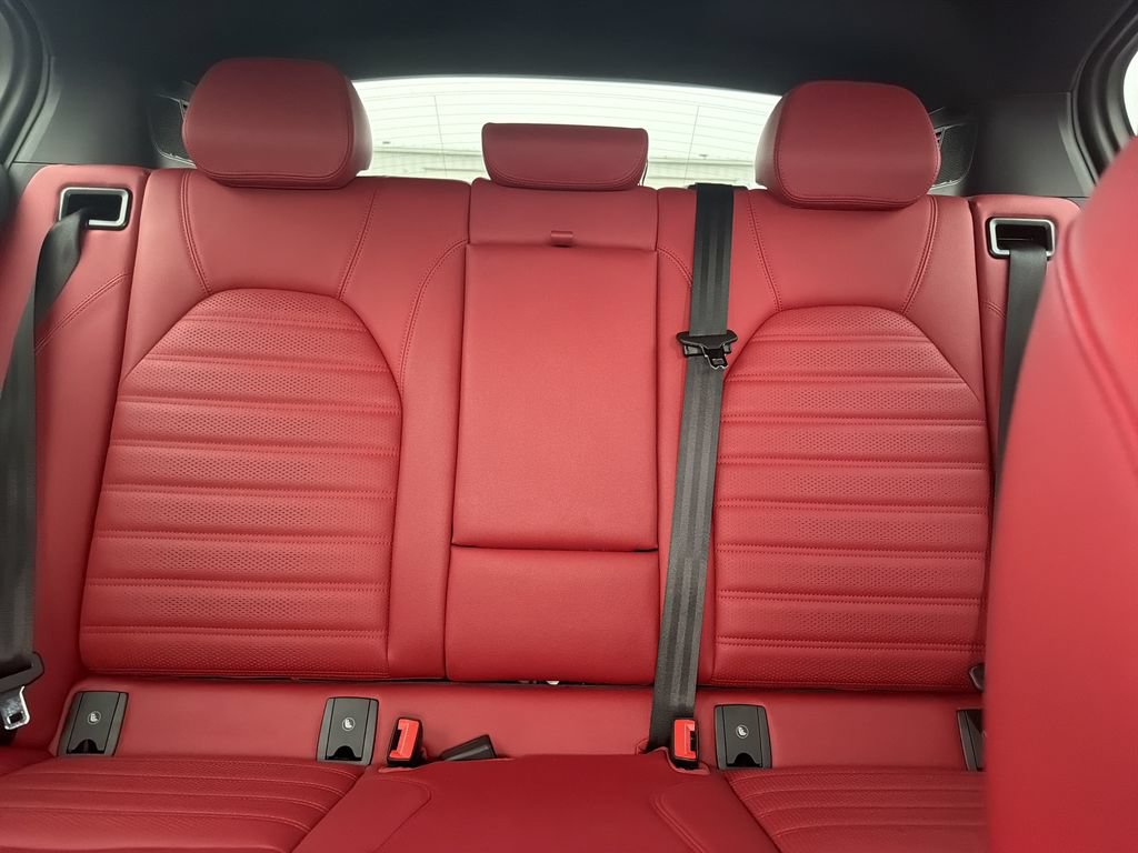 Used 2023 Alfa Romeo Stelvio Veloce AWD/4WD image 19