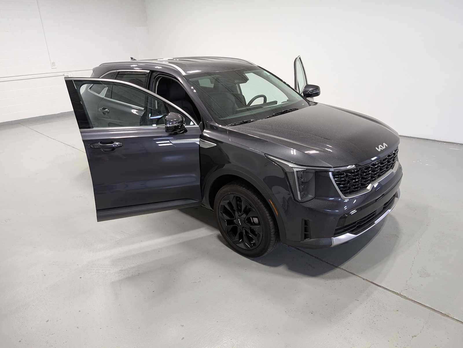 Certified 2026 Kia Sorento EX AWD/4WD image 16
