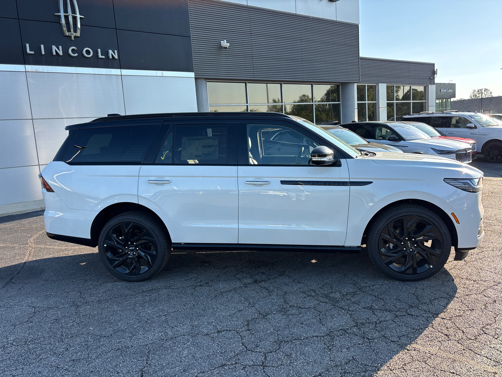 New 2026 Lincoln Navigator Black Label AWD/4WD image 8