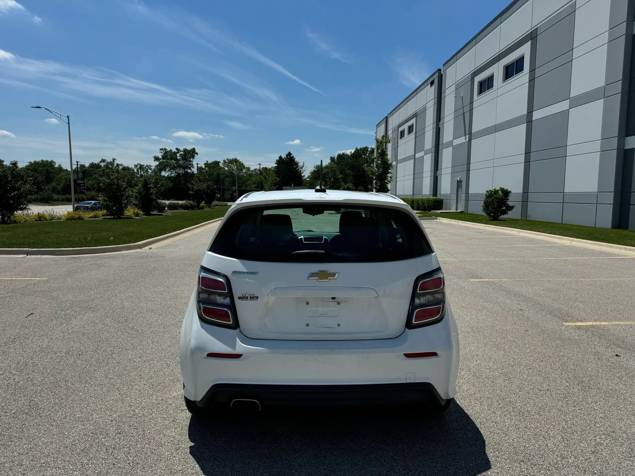 Used 2017 Chevrolet Sonic LT FWD image 6