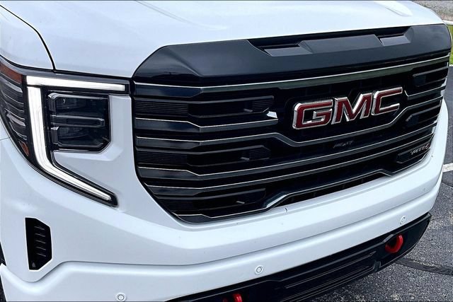 Used 2025 GMC Sierra 1500 AT4 w/ AT4 Premium Package AWD/4WD image 34