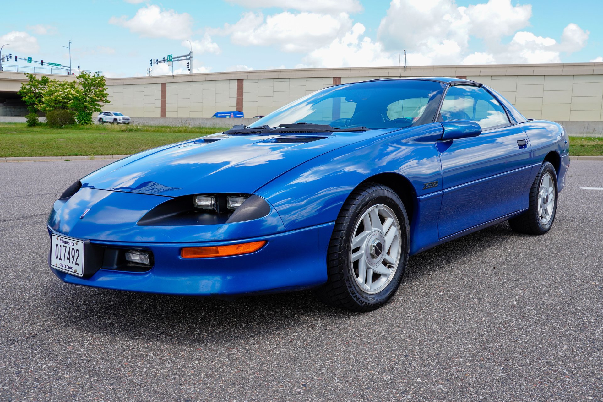 Used 1996 Chevrolet Camaro Z28 RWD image 8