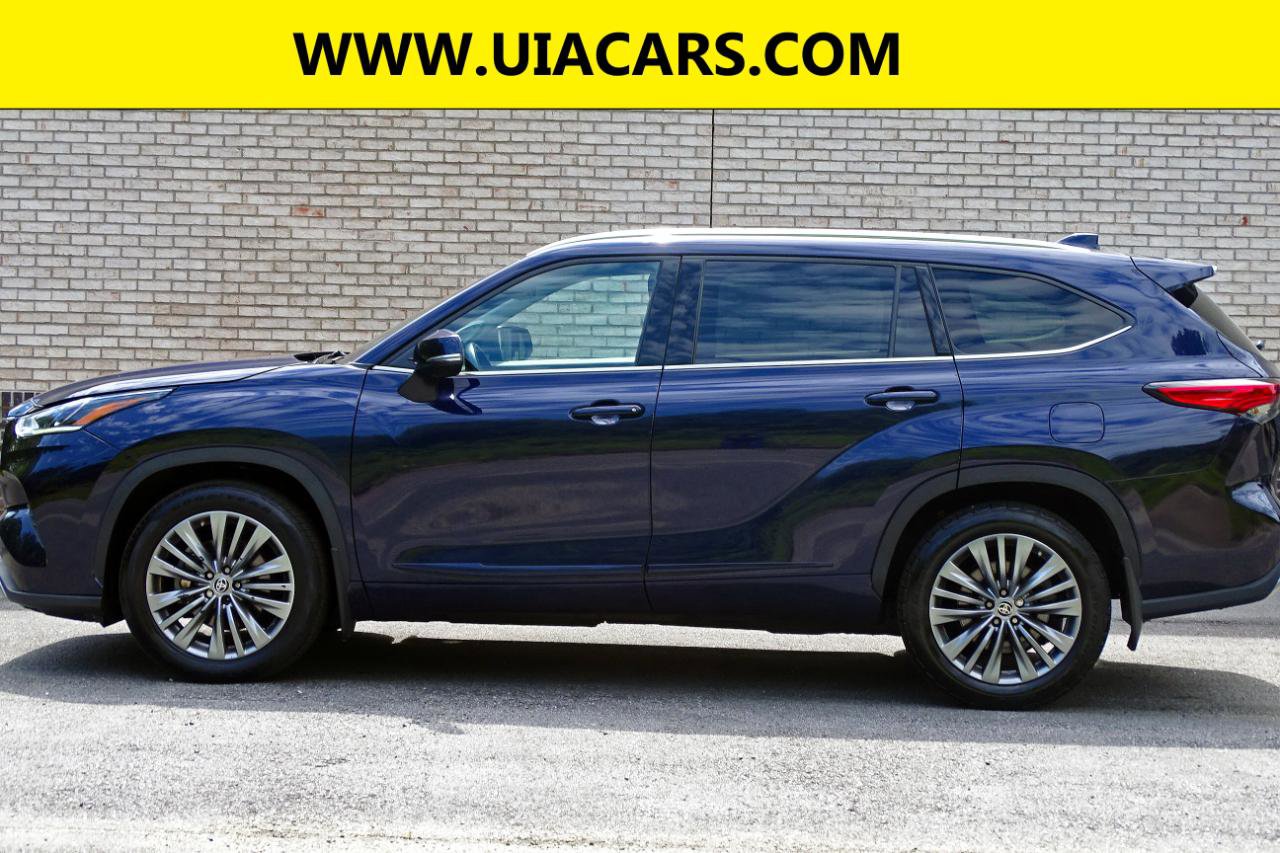 Used 2022 Toyota Highlander Platinum AWD/4WD image 7