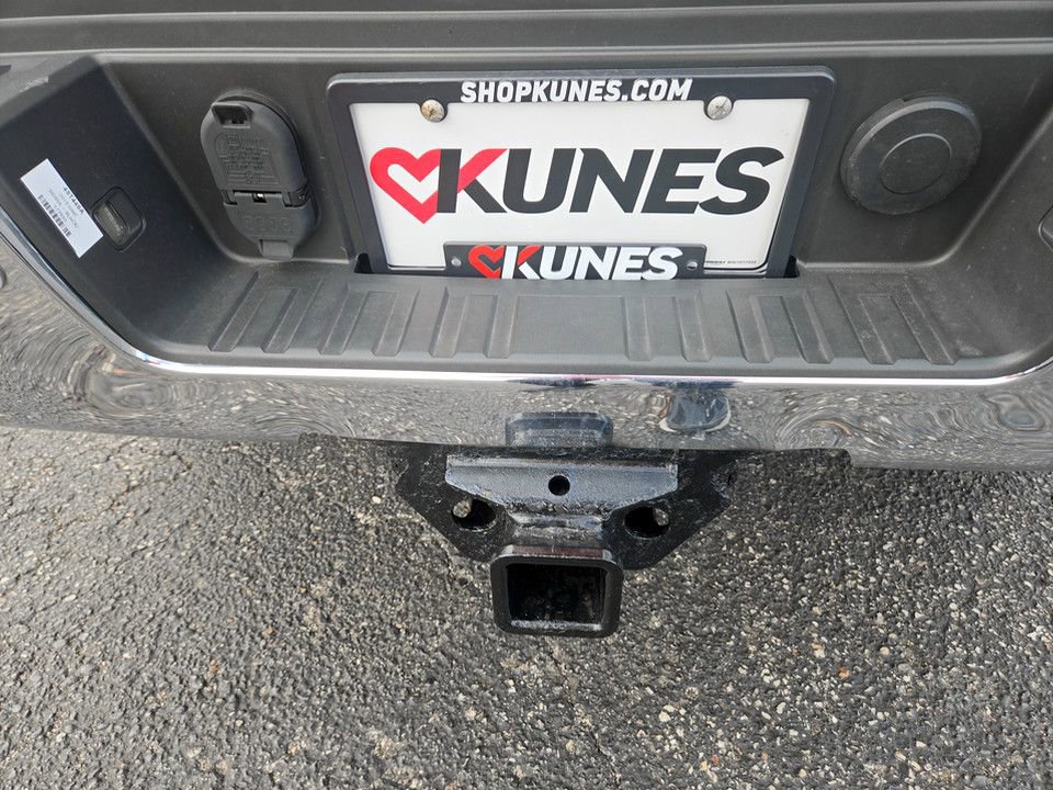 Used 2015 GMC Sierra 2500 SLT w/ Duramax Plus Package image 29