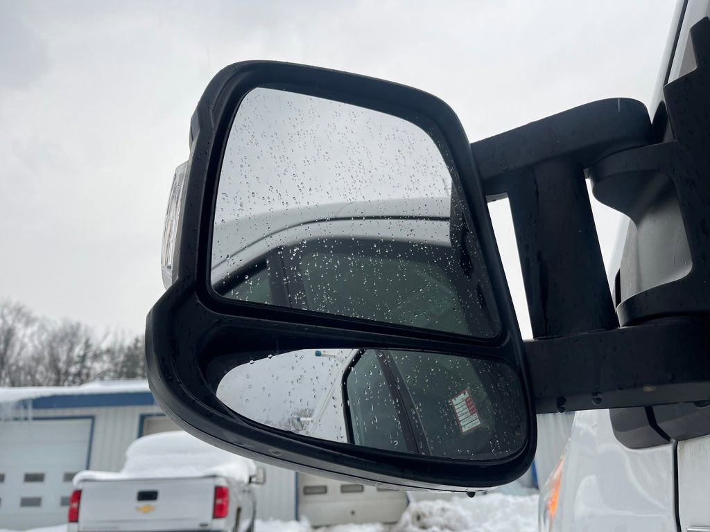 Used 2016 RAM ProMaster 2500 w/ Interior Convenience Group image 11