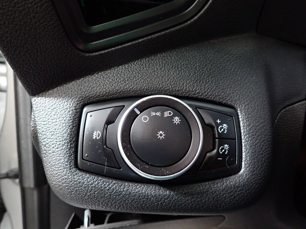 Used 2016 Ford Escape SE w/ Equipment Group 201A FWD image 21
