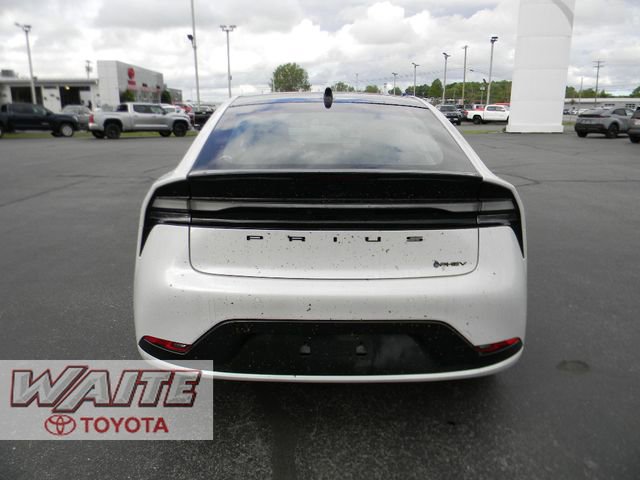 New 2026 Toyota Prius Plug-In Hybrid FWD image 3