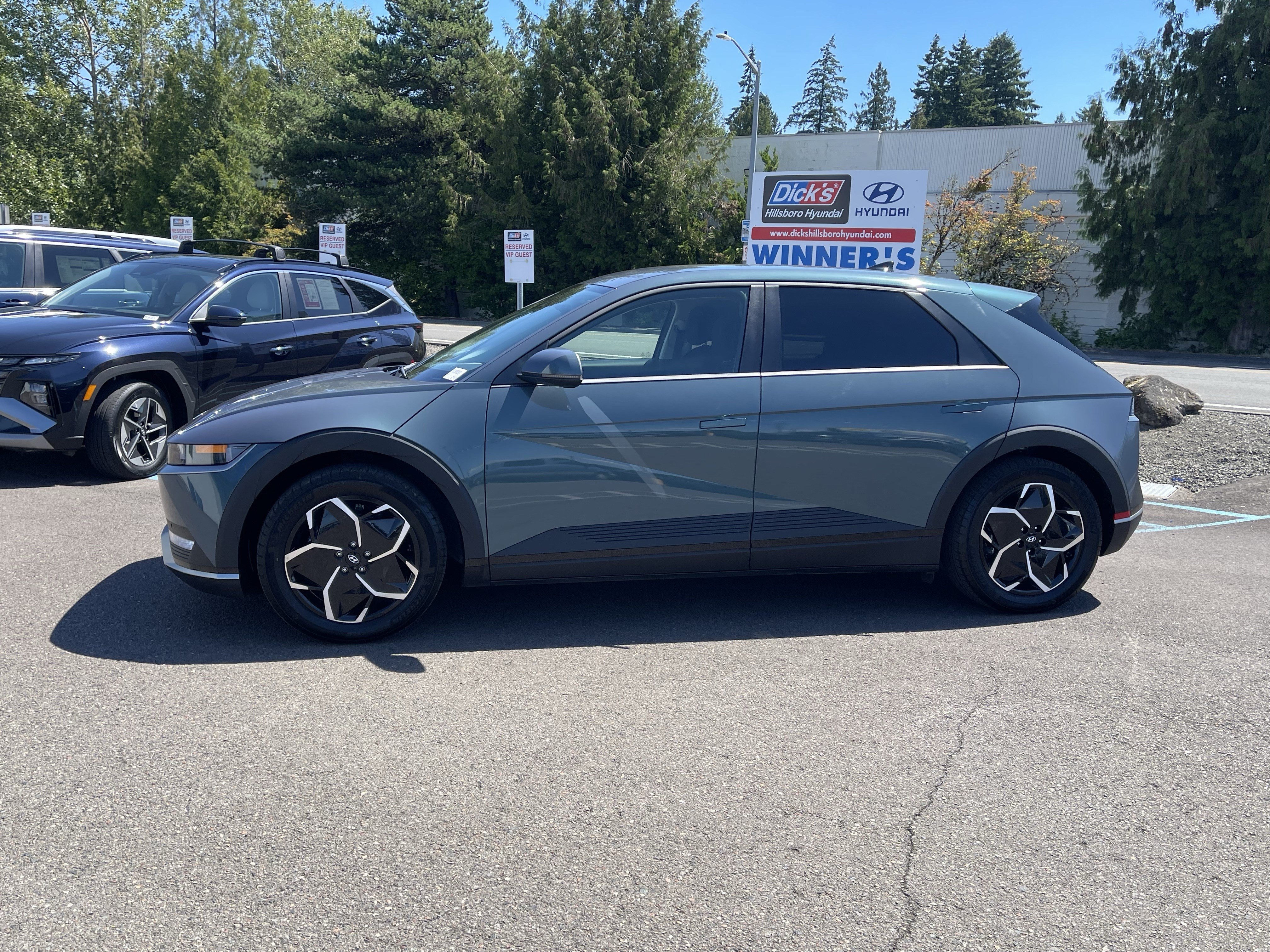 Used 2024 Hyundai Ioniq 5 SEL AWD/4WD image 2