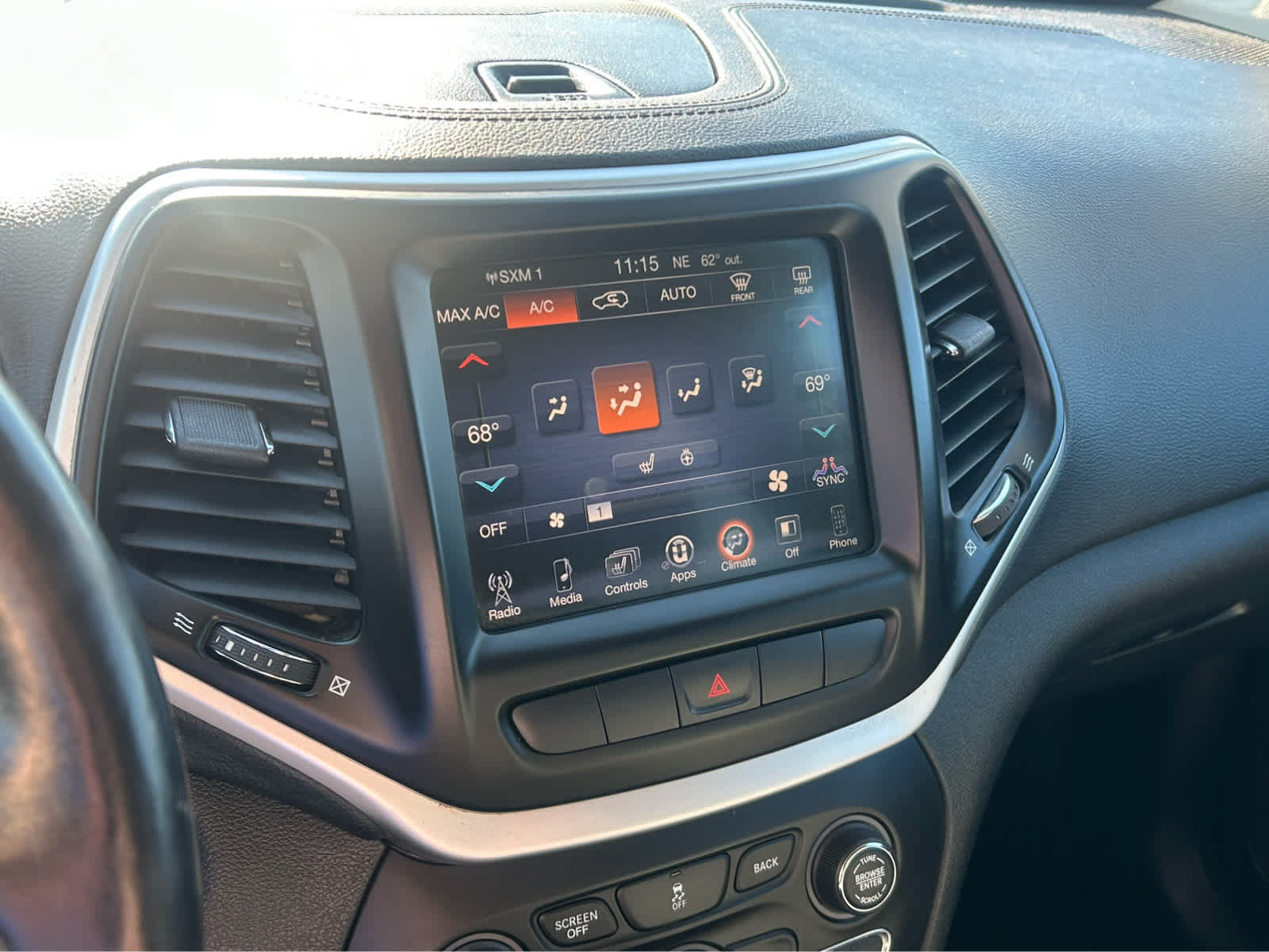 Used 2014 Jeep Cherokee Limited FWD image 29