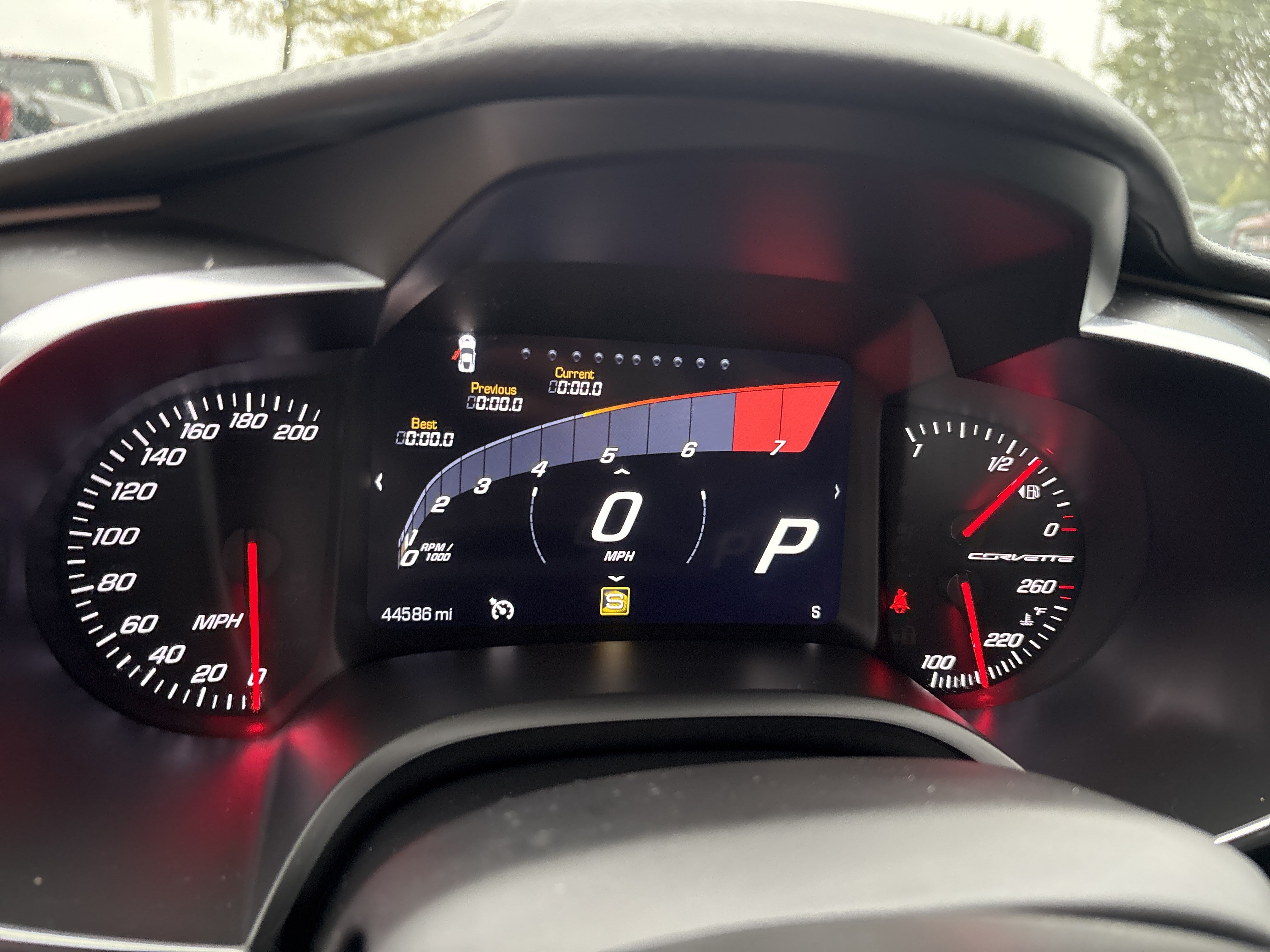 Used 2019 Chevrolet Corvette Stingray Coupe w/ 1LT RWD image 17