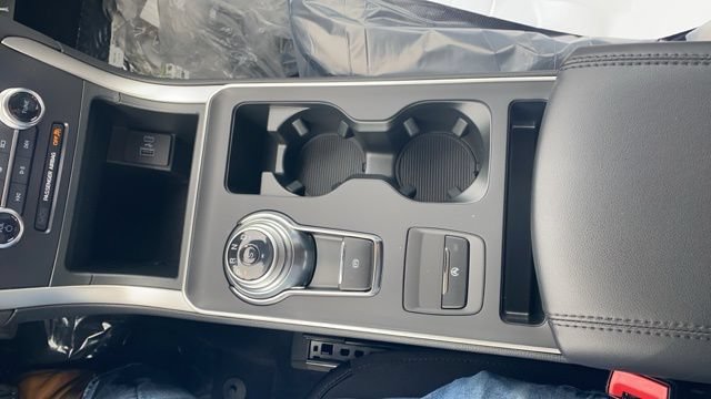 New 2024 Ford Edge SE AWD/4WD image 23