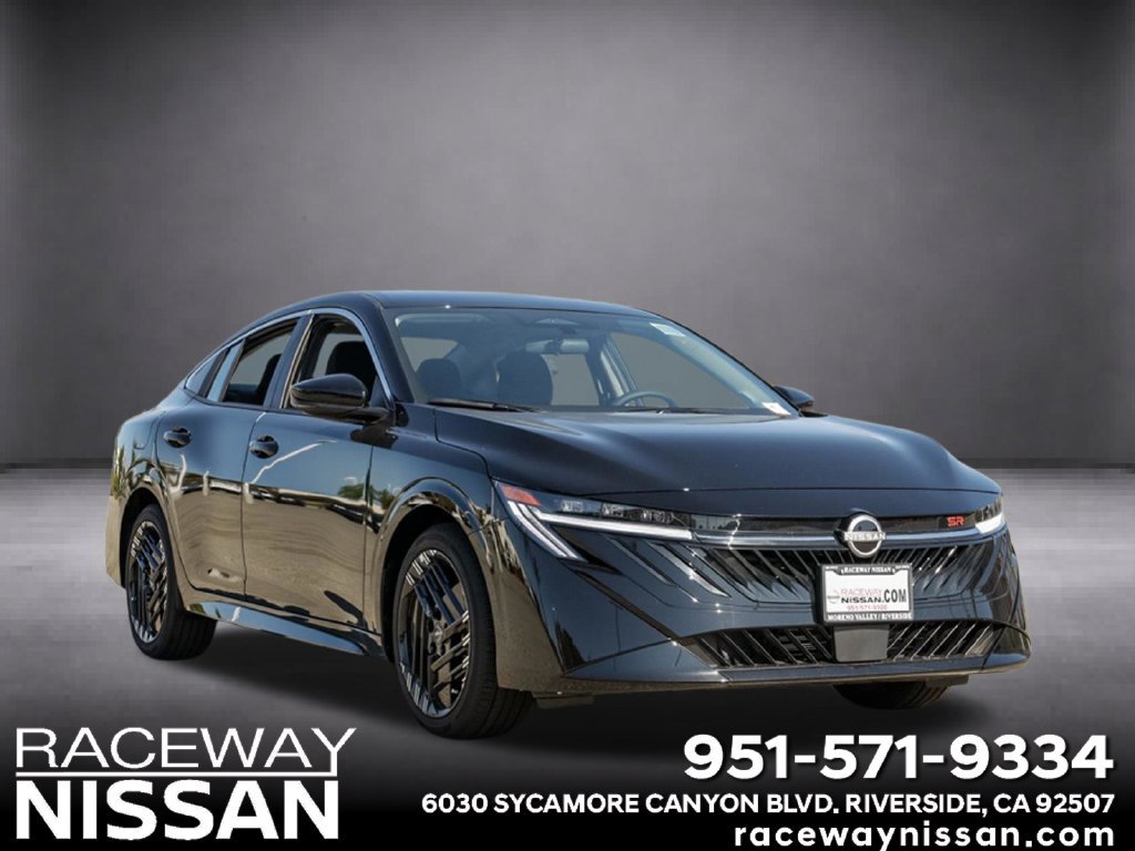 New 2026 Nissan Sentra SR w/ Floor Mat Package