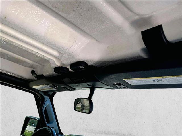 Used 2022 Jeep Gladiator Sport AWD/4WD image 16