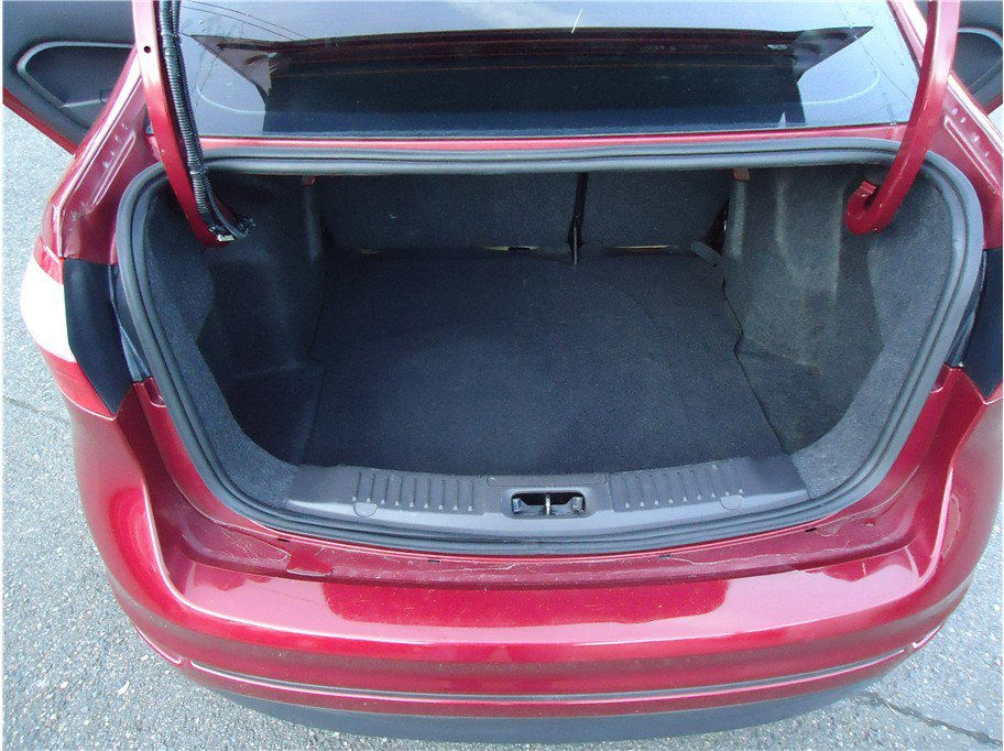 Used 2016 Ford Fiesta SE w/ Equipment Group 201A image 16