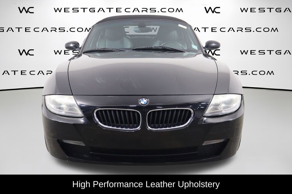 Used 2006 BMW Z4 3.0si image 2