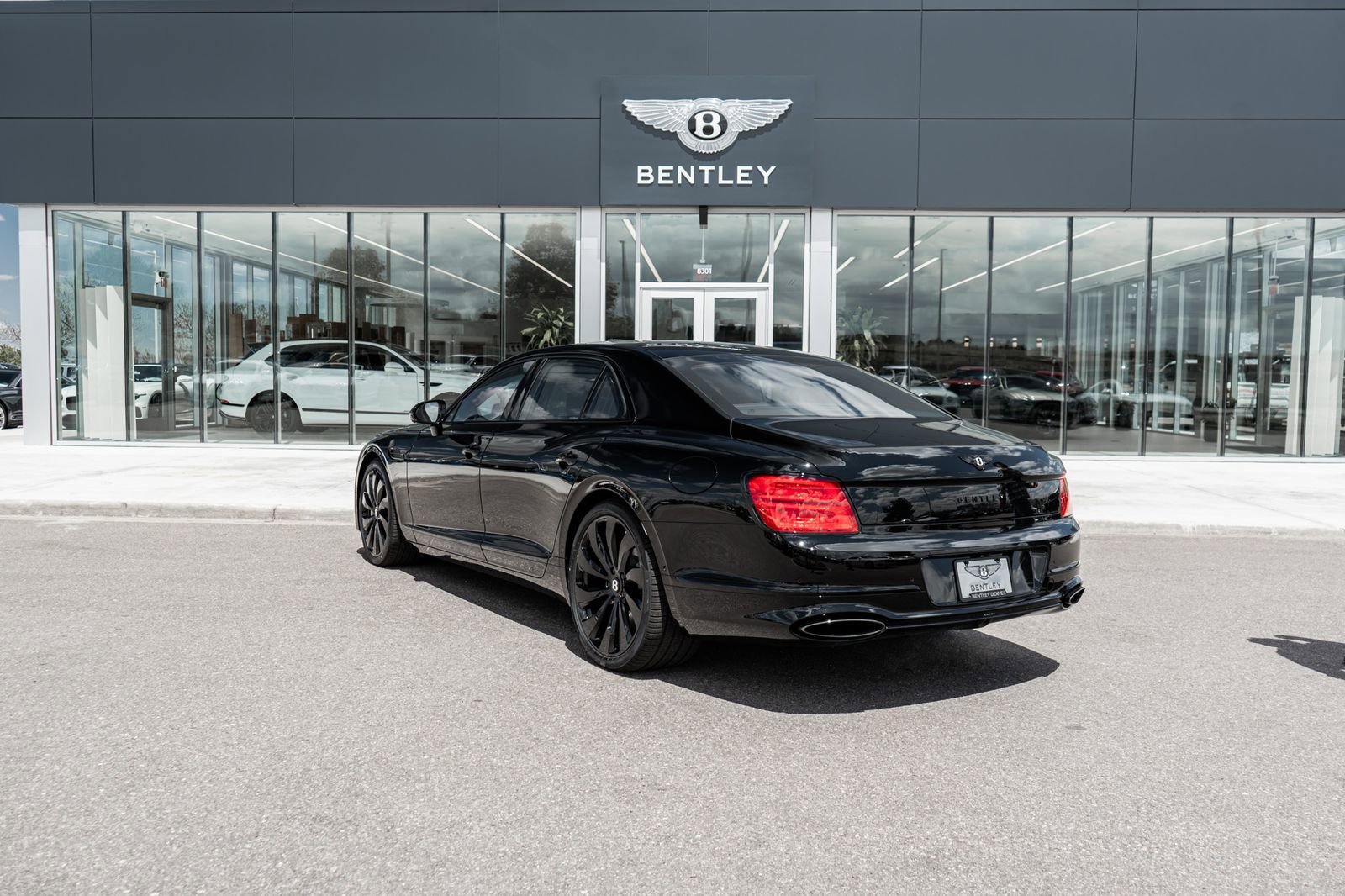 New 2026 Bentley Flying Spur Plug-In Hybrid AWD/4WD image 8
