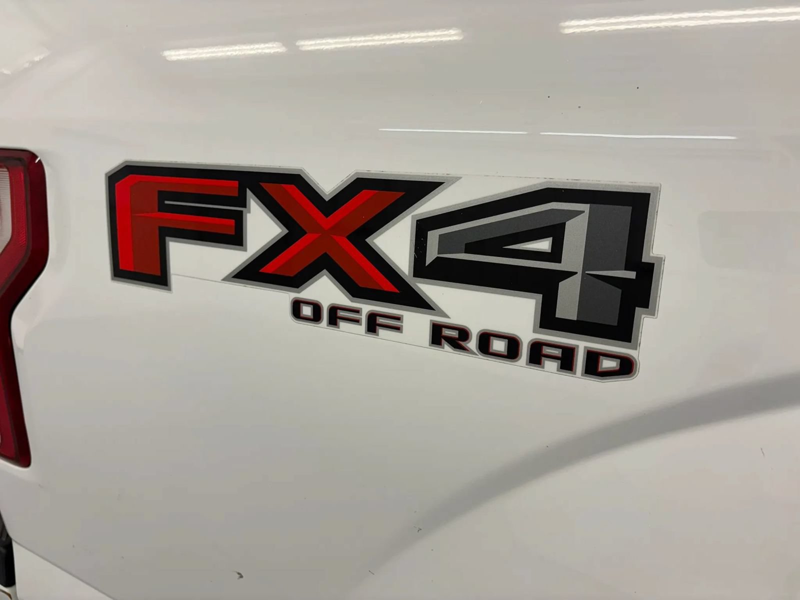 Used 2019 Ford F150 XLT w/ Equipment Group 302A Luxury AWD/4WD image 50