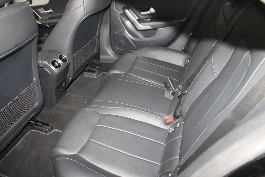Used 2025 Mercedes-Benz CLA 250 image 18