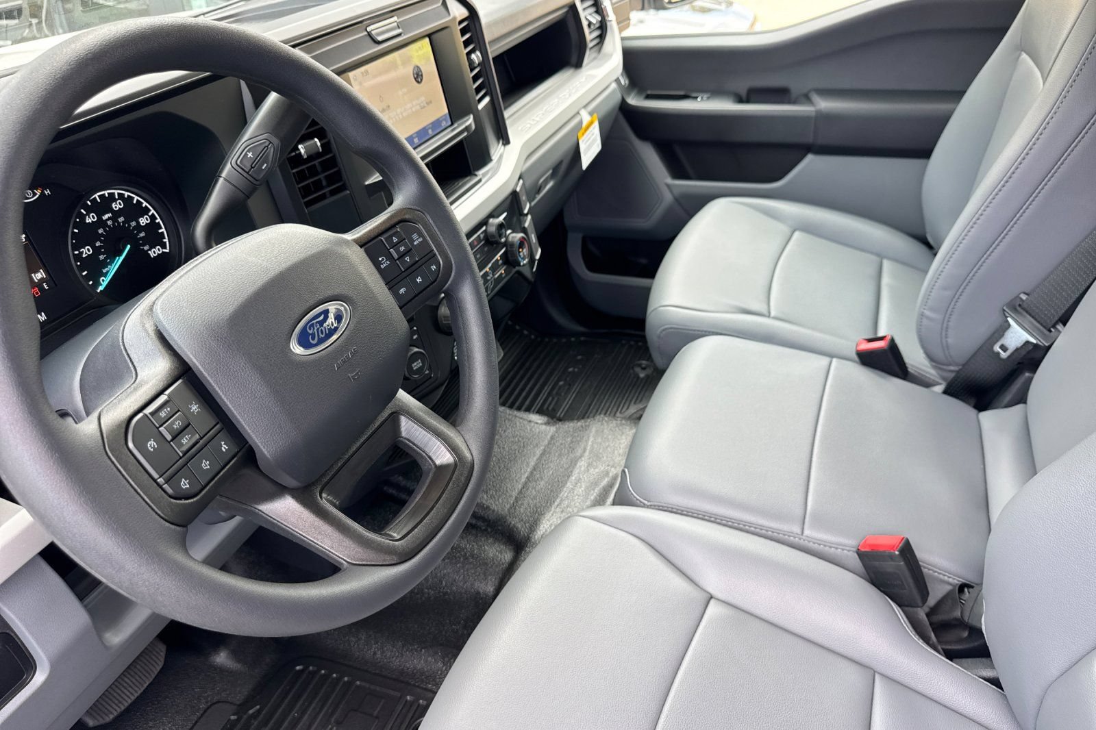 New 2026 Ford F450 XL w/ XL Chrome Package AWD/4WD image 9