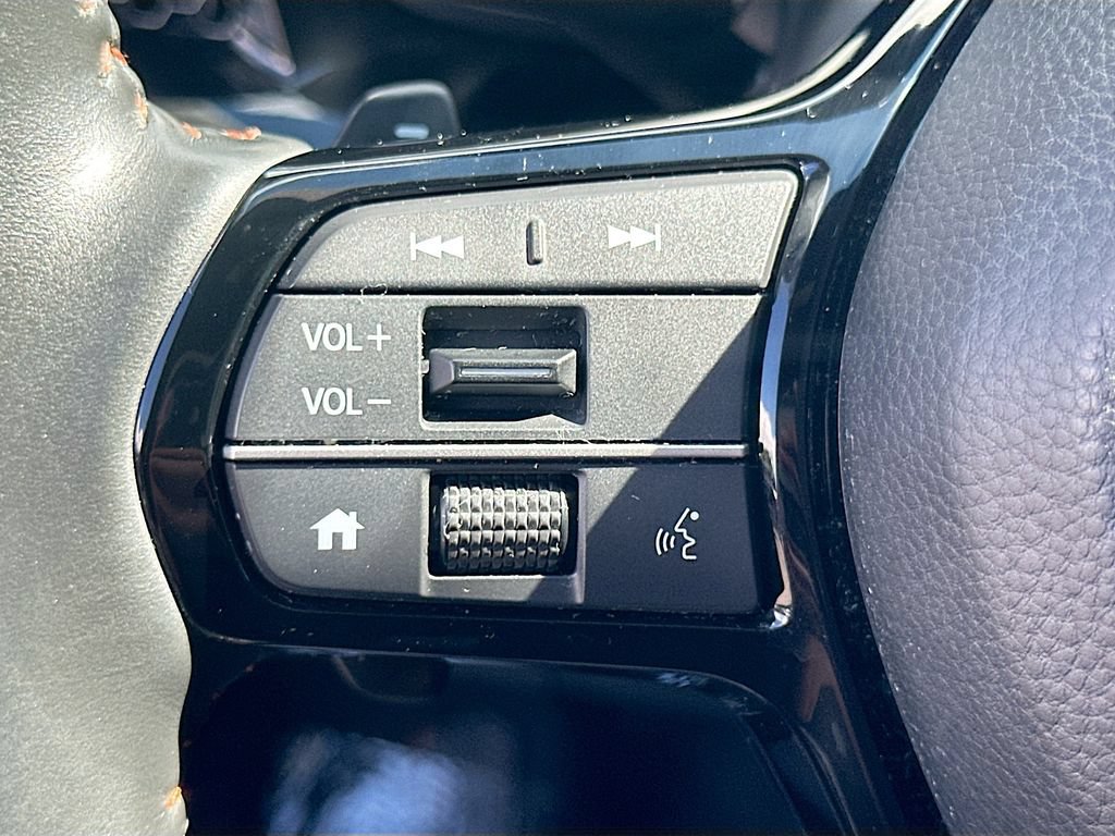 Used 2025 Honda CR-V Sport Touring image 10