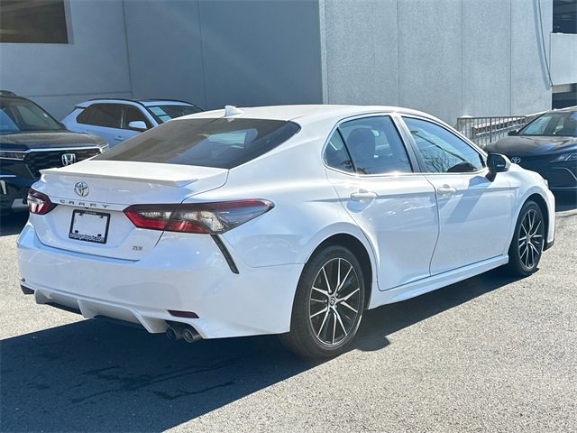 Certified 2023 Toyota Camry SE image 4