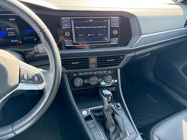 Used 2023 Volkswagen Jetta SE image 26
