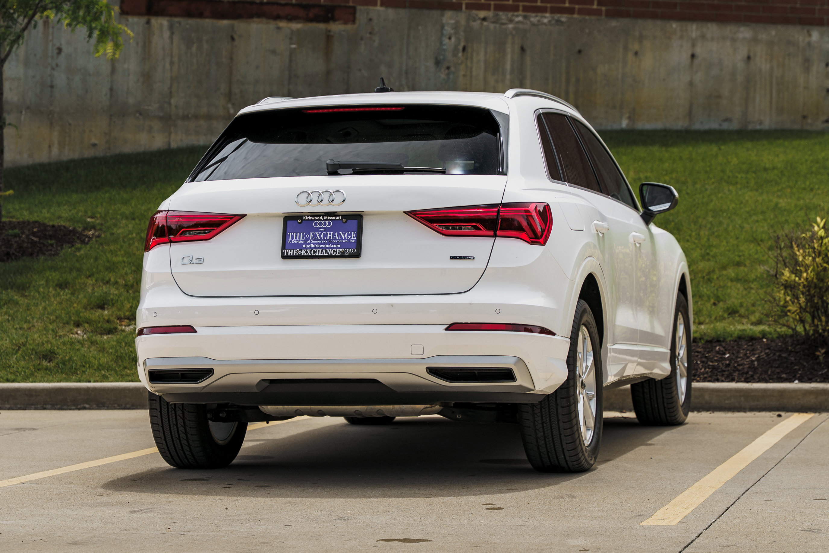 Used 2023 Audi Q3 2.0T Premium w/ Convenience Package AWD/4WD image 4