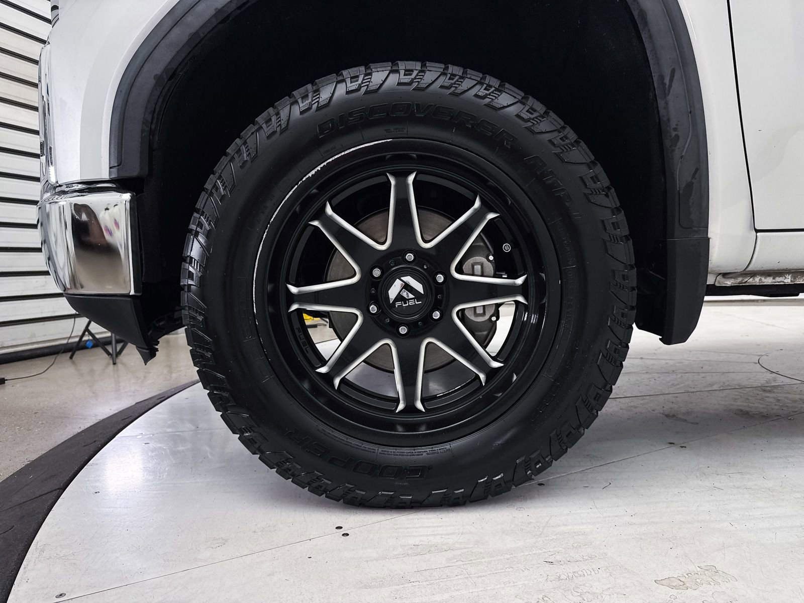 Used 2019 GMC Sierra 1500 SLT AWD/4WD image 10