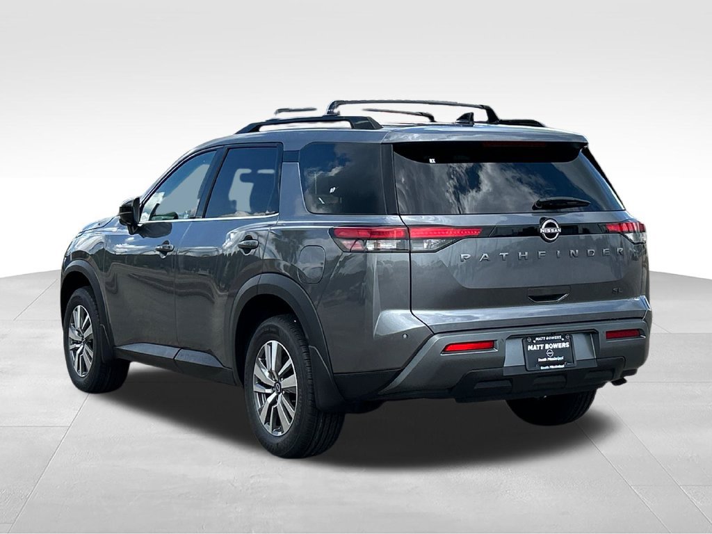 New 2026 Nissan Pathfinder SL FWD image 4