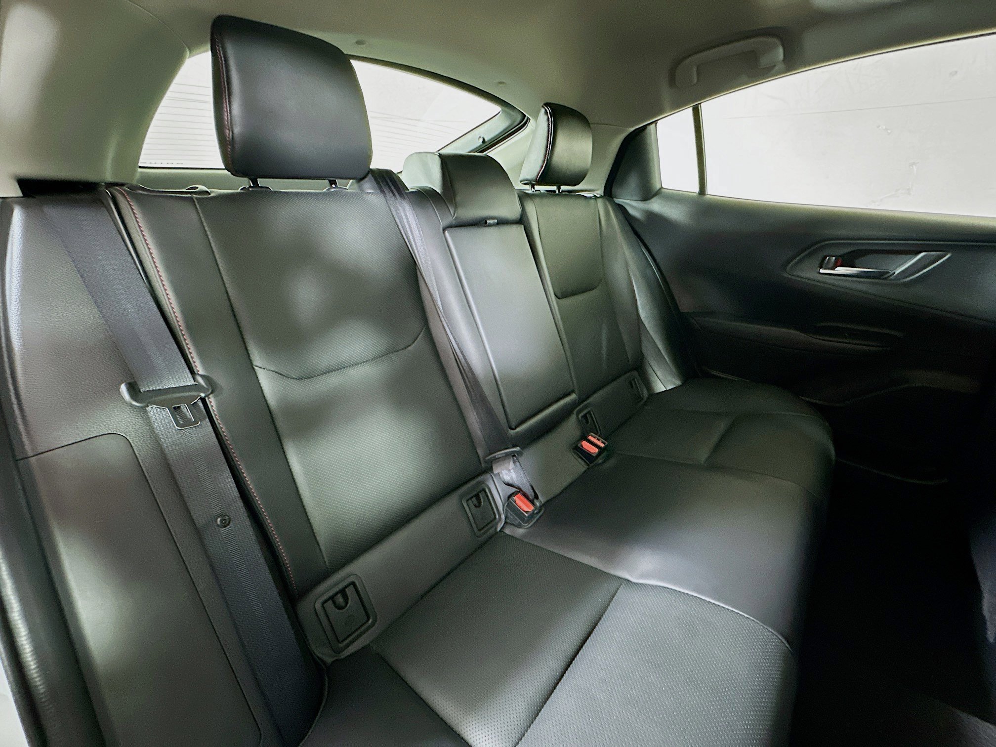 Used 2024 Toyota Prius Prime Premium w/ Advanced Technology Package FWD image 24