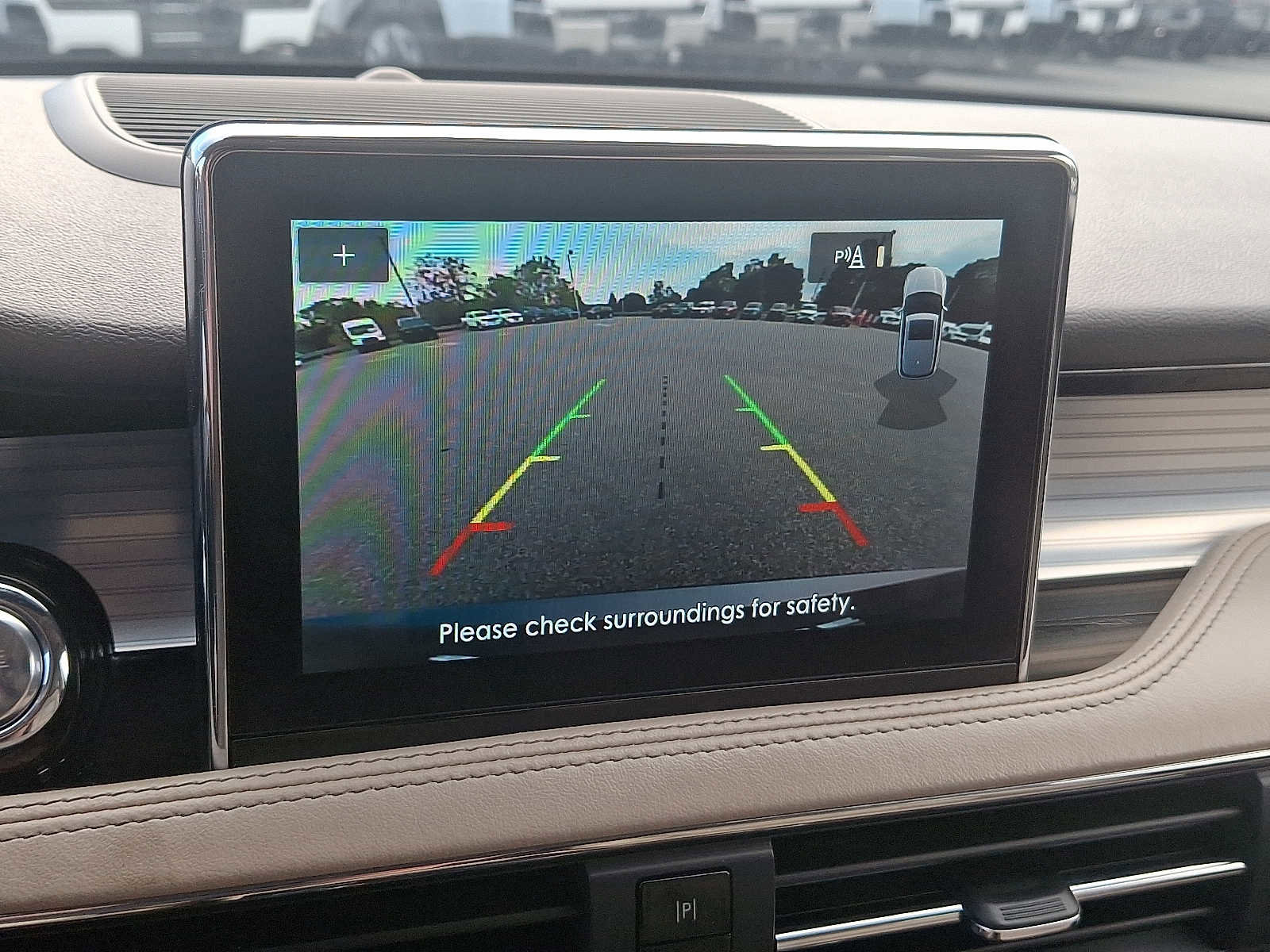 Used 2022 Lincoln Corsair Standard w/ Equipment Group 101A image 19