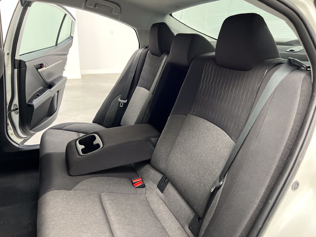 Used 2025 Toyota Camry LE FWD image 16