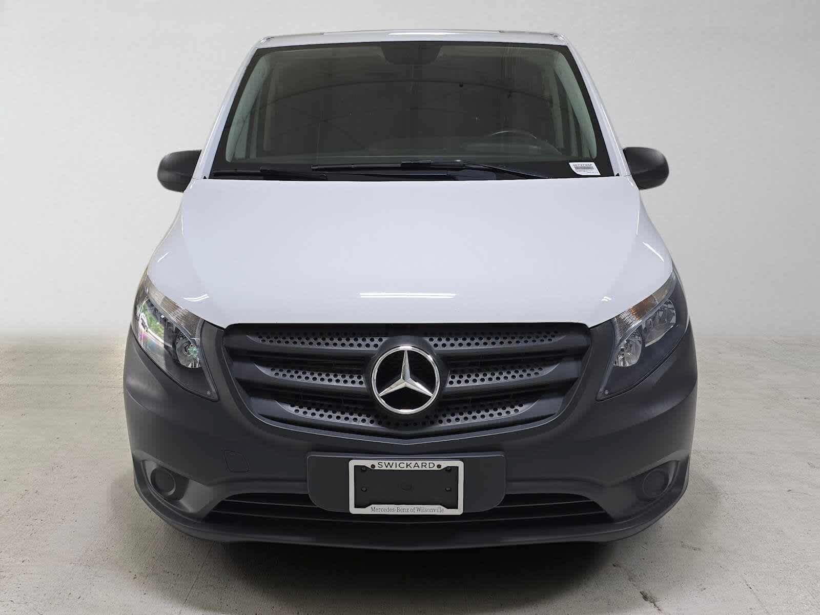 Used 2020 Mercedes-Benz Metris image 9