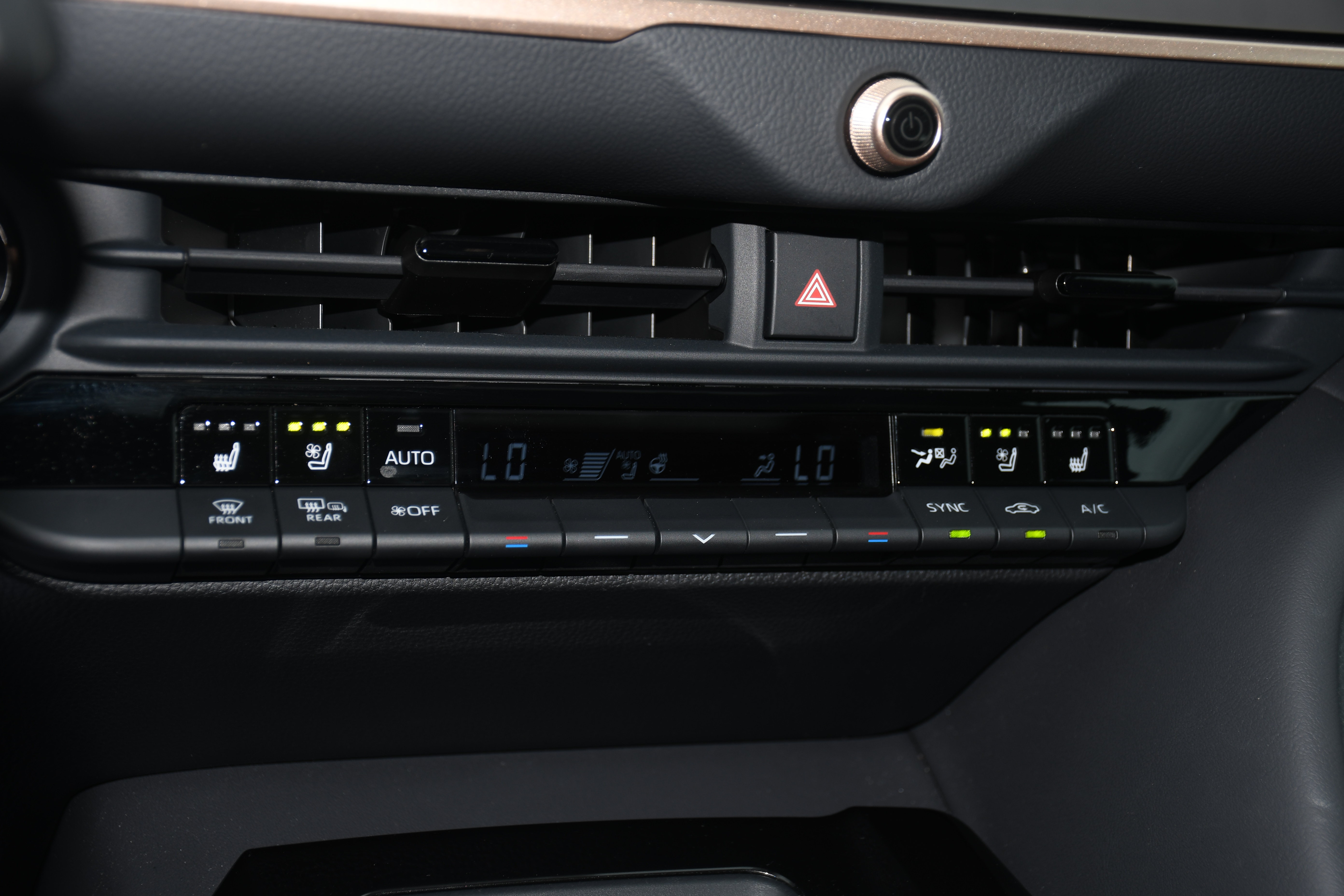 Certified 2026 Toyota Crown AWD/4WD image 17