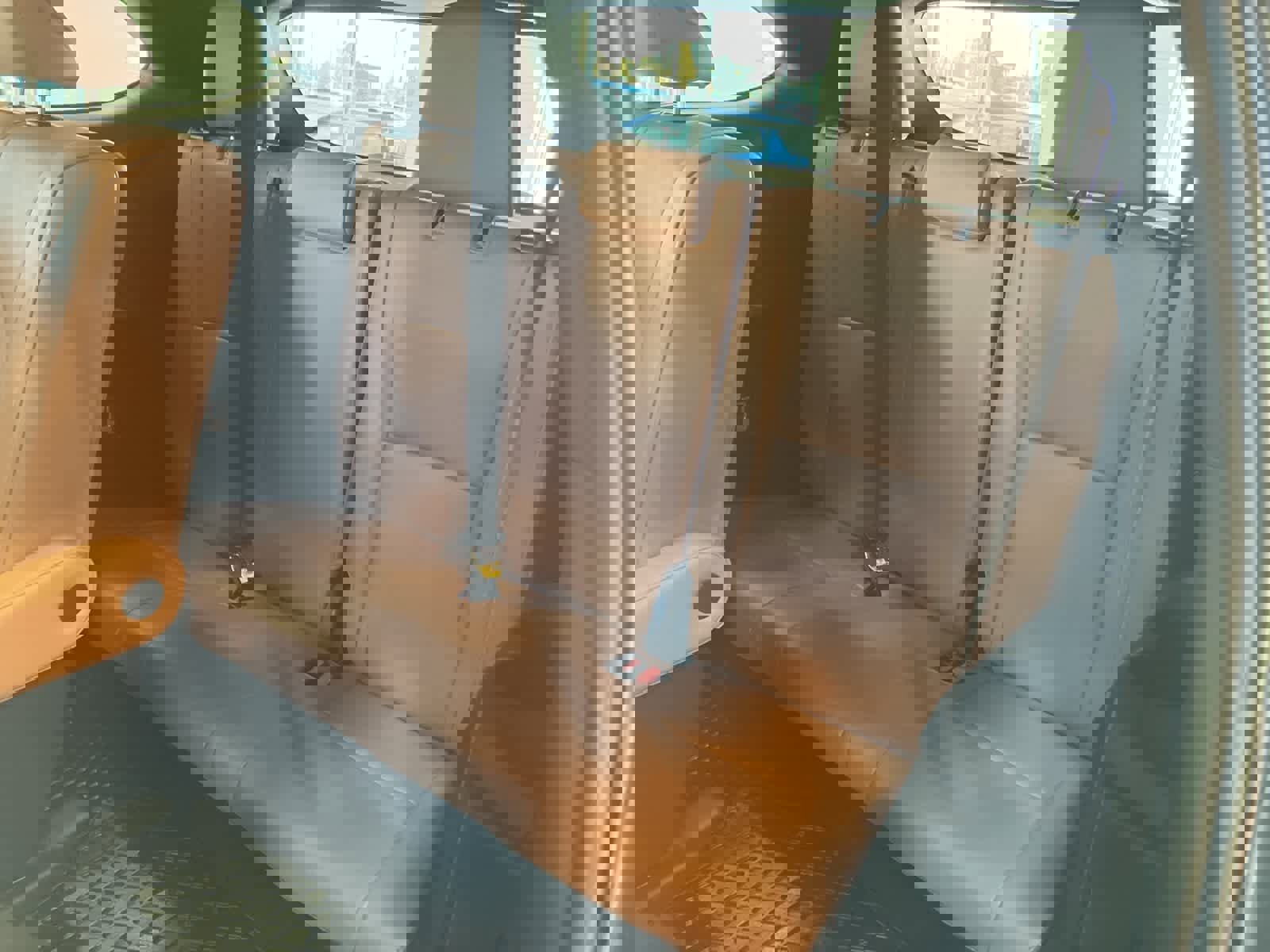 Used 2023 Toyota Highlander L image 31