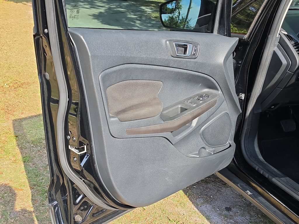 Used 2019 Ford EcoSport SE FWD image 17